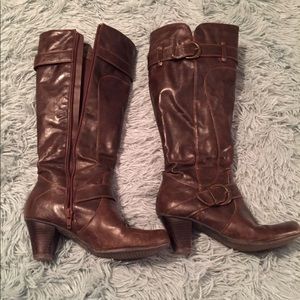 Wear Ever brown boots